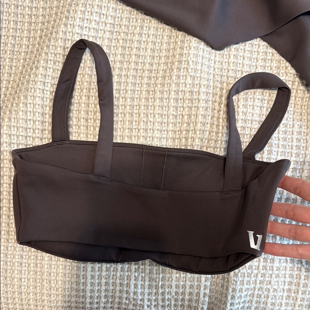 Vuori Evolve Square Neck Sports Bra Size L